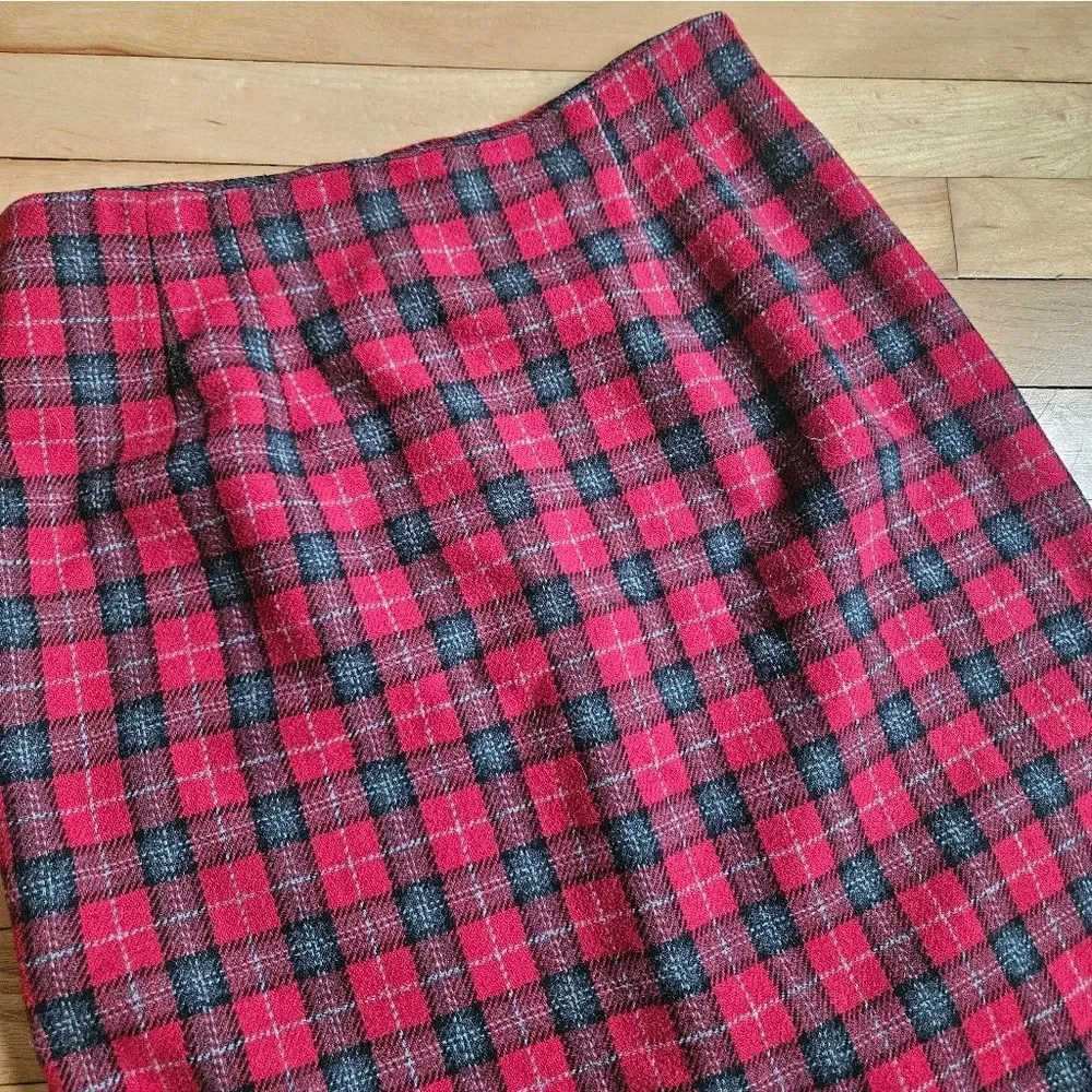 Vintage Savannah Red and Black Plaid Pencil Skirt